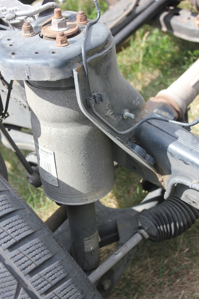 фото №1, Land rover discovery 4 амортизатор ah22 18b036 ab