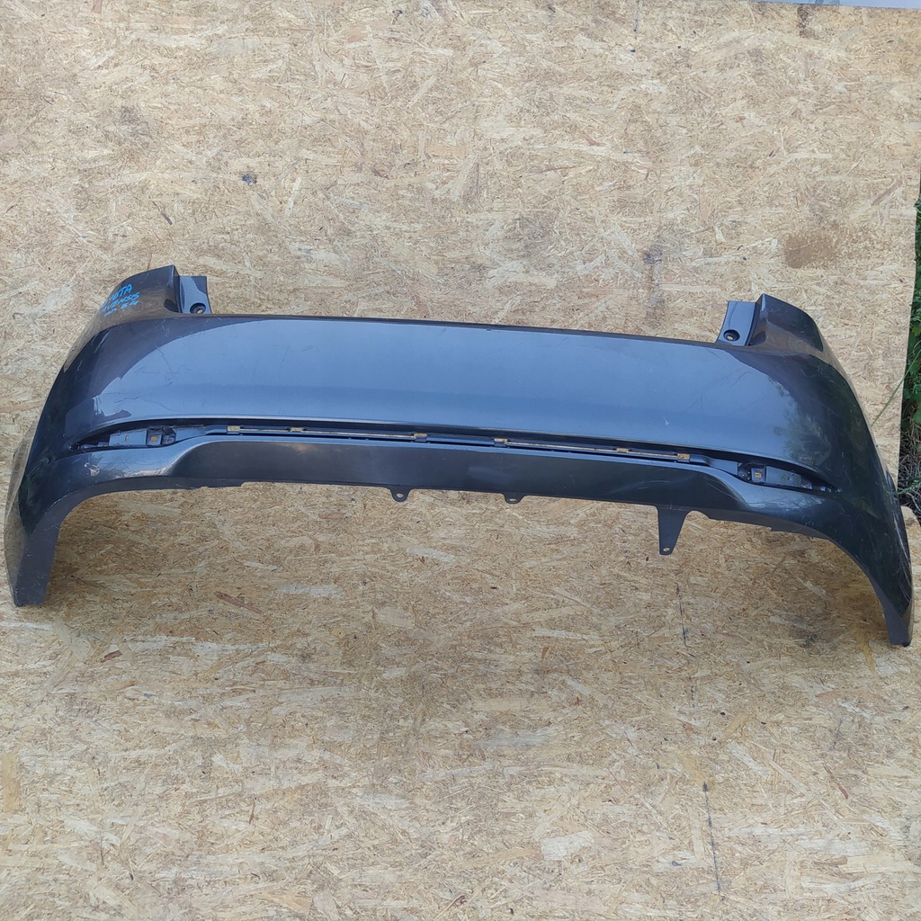 фото №1, Бампер задняя задний toyota avensis t27 lift sedan