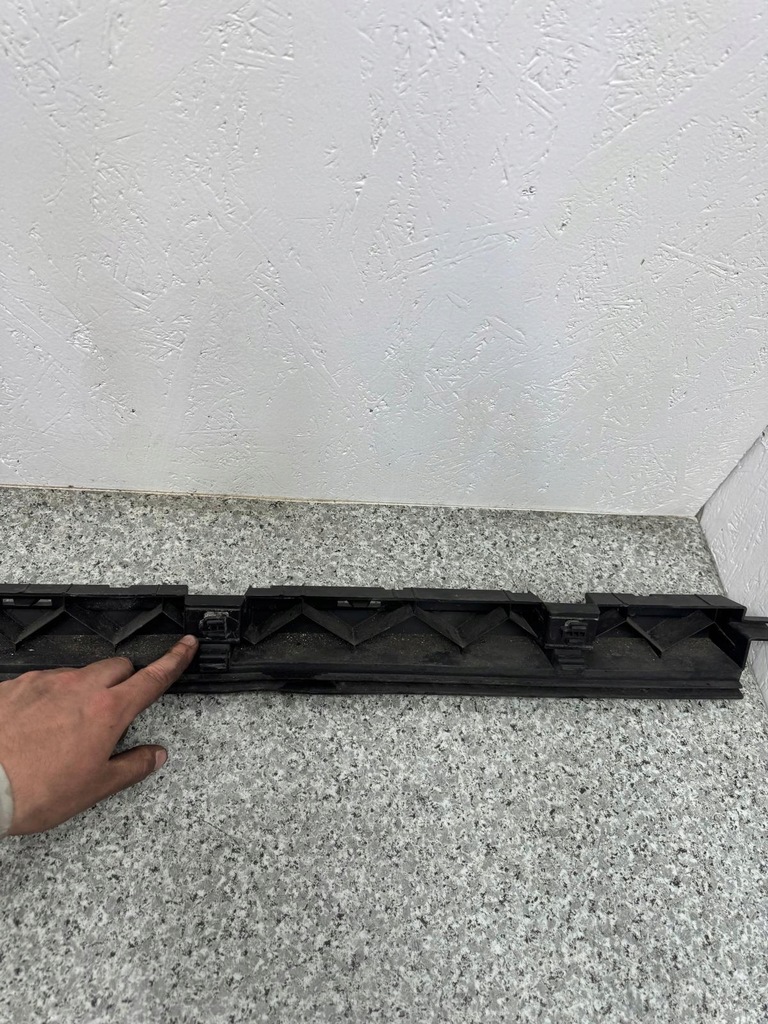 фото №7, Напрямна поріг правий перед volvo s90 ii 2017-2021 31386130