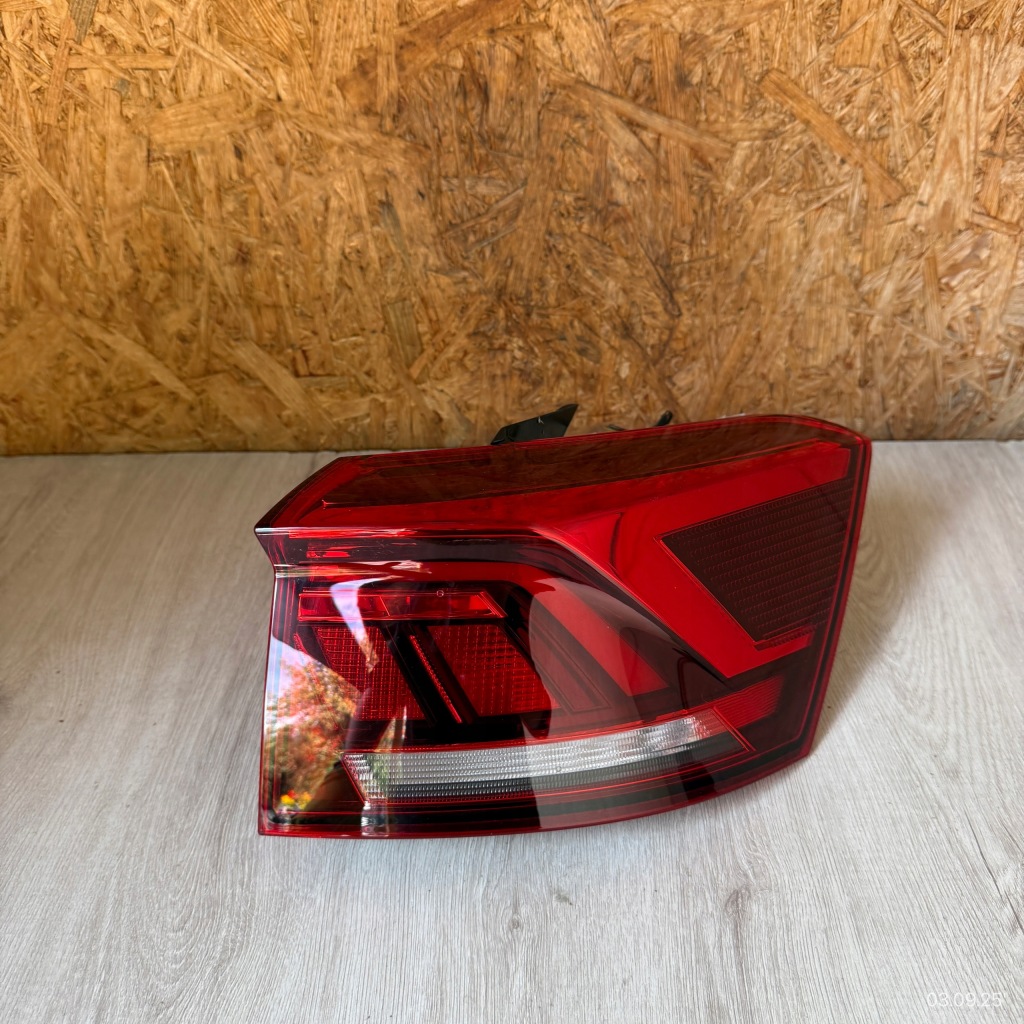 фото №1, Лампа задняя правая vw volkswagen t-roc 2ga945096d