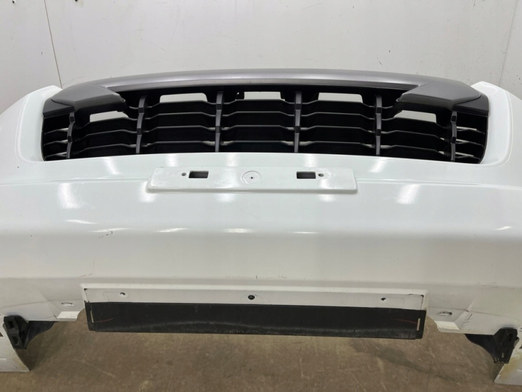 Бампер передний isuzu d-max dmax 3 iii 20-24r. przedlift перед Киев