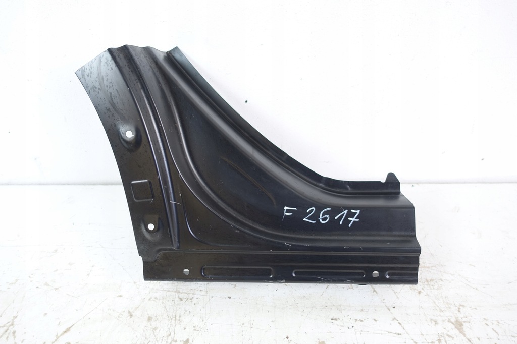 фото №1, Vw t-roc 2017- порог обшивка стойка правый задняя