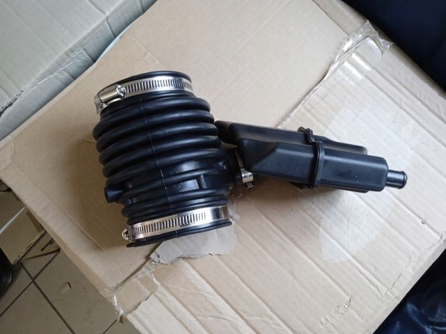 фото №1, Nissan murano z51 3.5 b шланг повітря труба