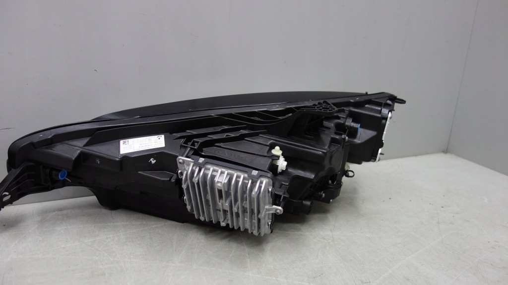 Volvo s60 v60 фара ліхтарі  перед led uk 32314156 57 Недорого