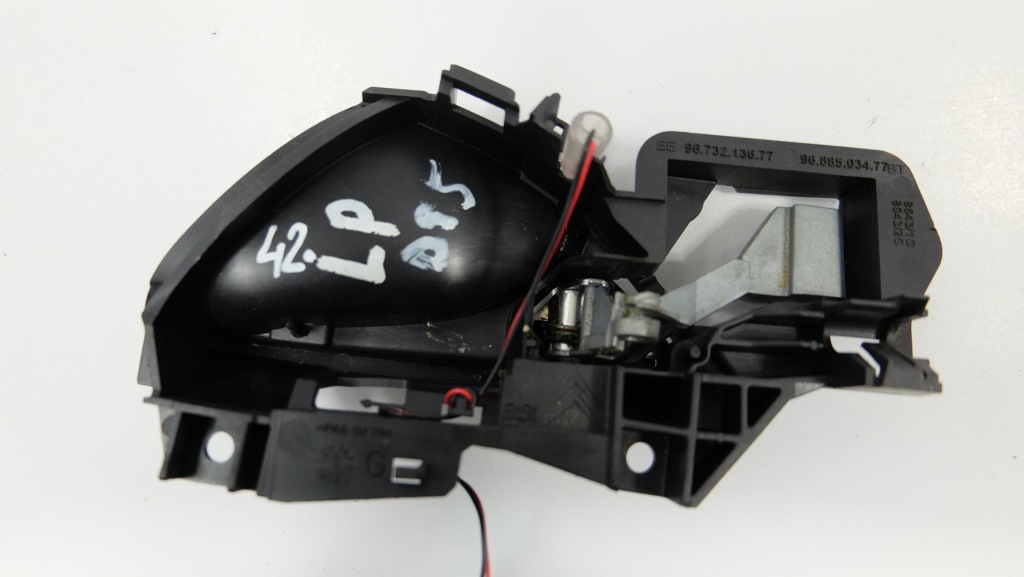 фото №3, Citroen ds5 ручка дверь левый перед