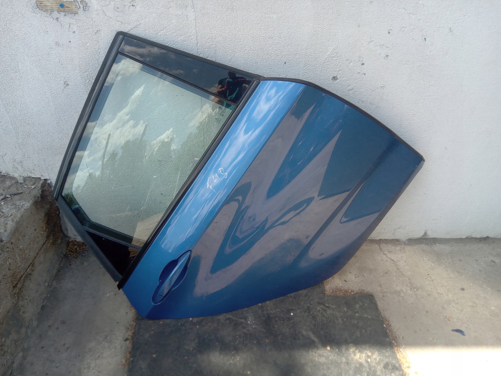 фото №1, Bmw 2 f45 дверь правое задние правый задняя