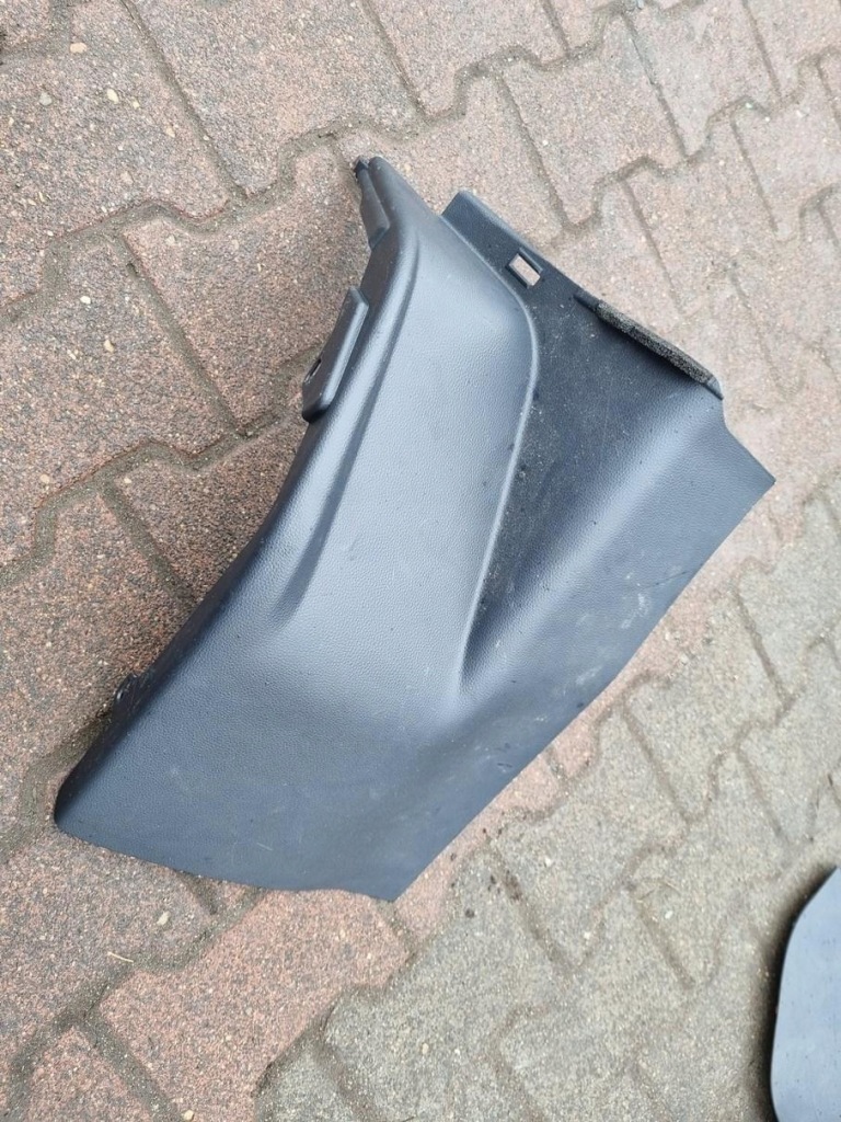 Купити Пластик захист сидіння акумулятора задній corolla e21