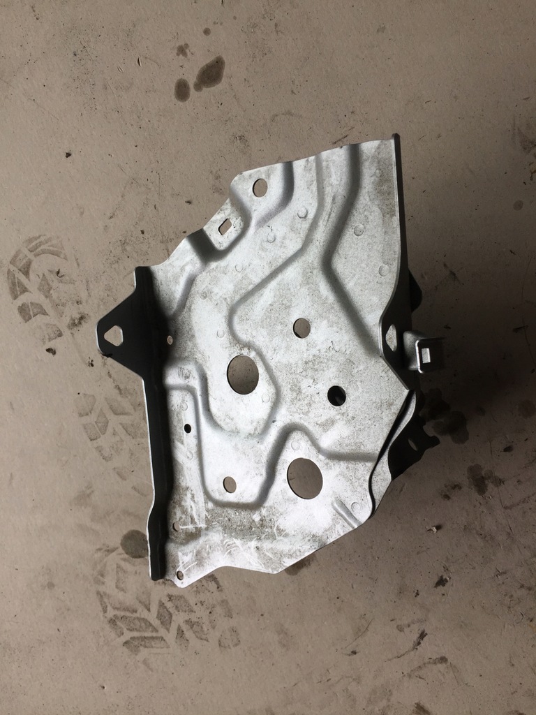 фото №1, Honda hr-v 1.5 i-vtec основание pod аккумулятор сталь