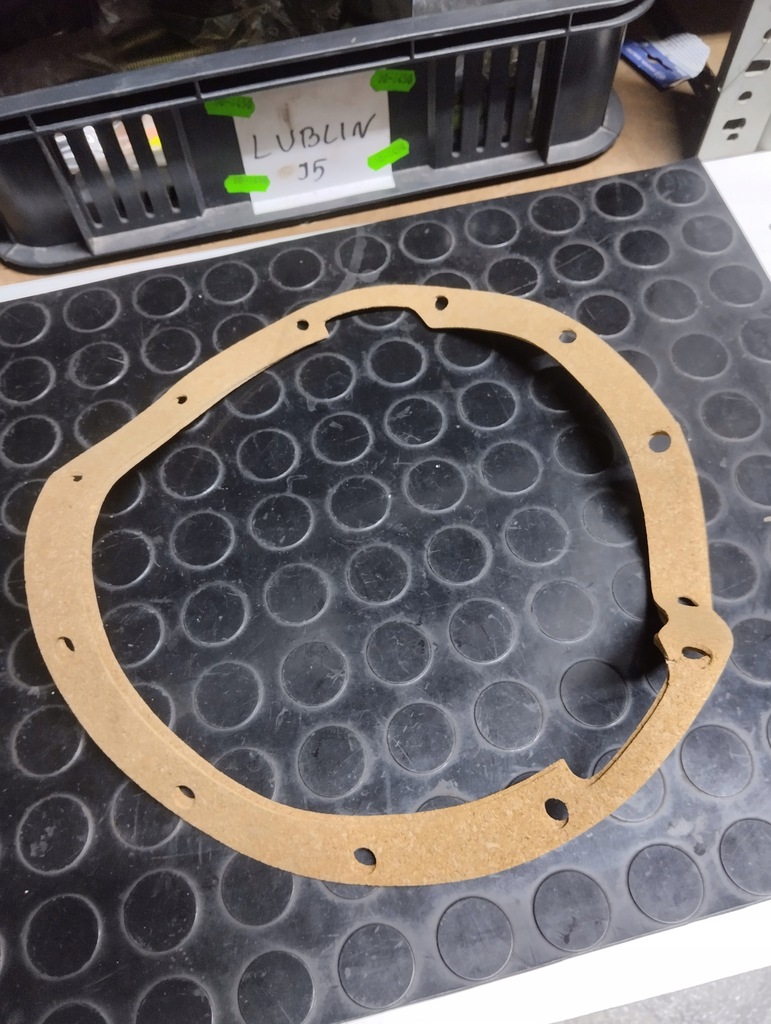 фото №1, Прокладка заднього міст avia