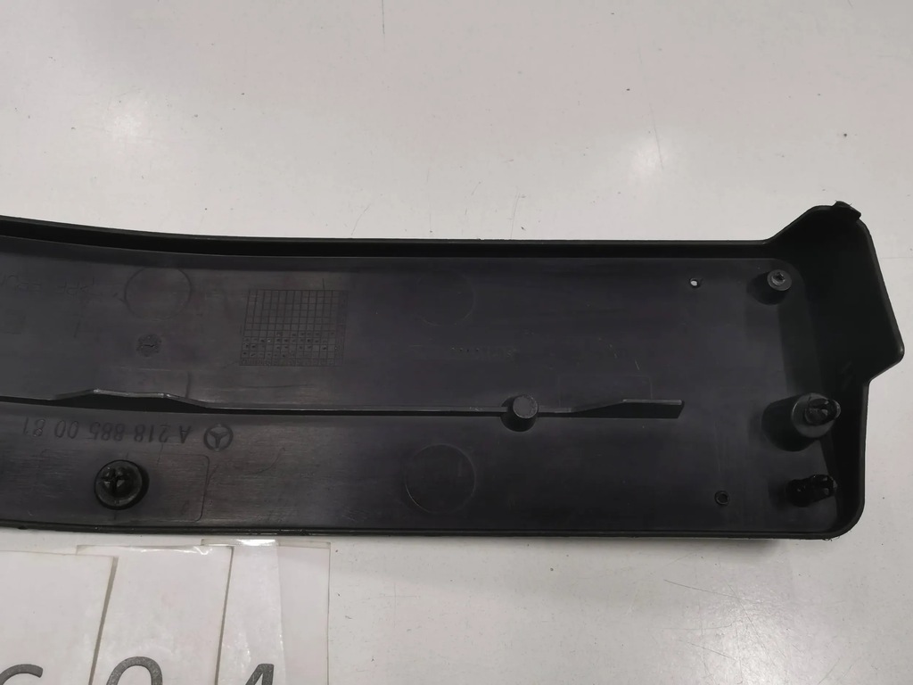 фото №10, Рамка, подкладка, кронштейн номерного знака rej. mercedes cls w-218 przed lift 604