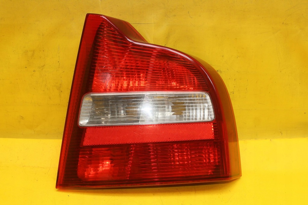 фото №1, Лампа правый задняя volvo s80 i 9154479