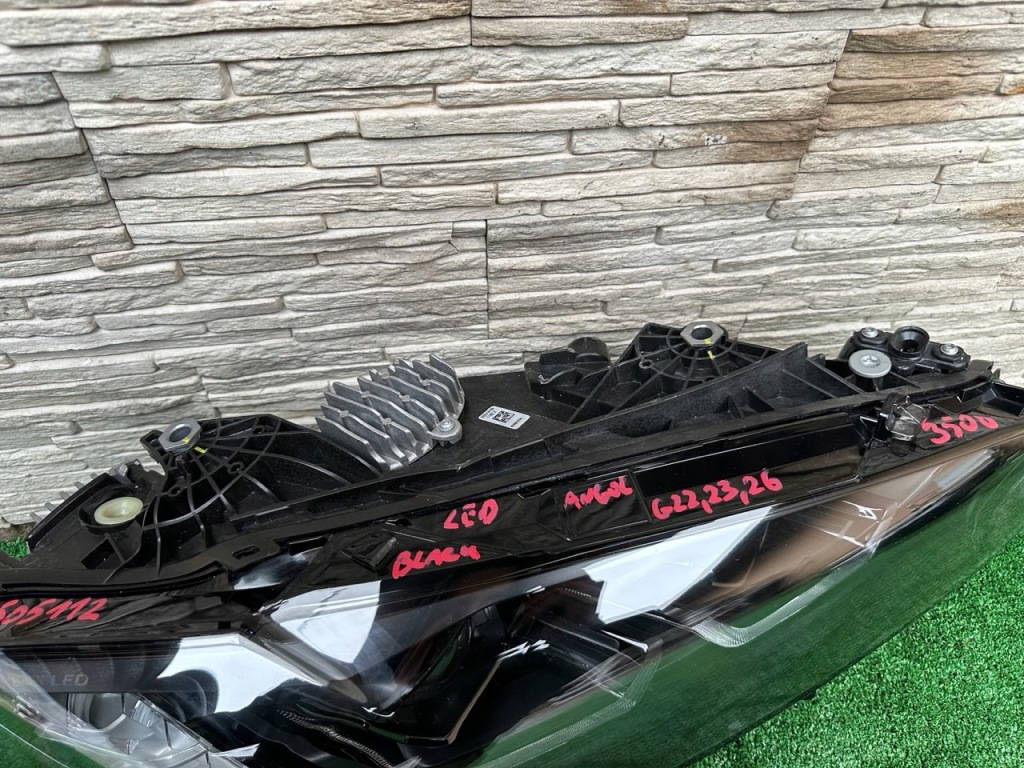 фото №4, Лампа bmw 4 g22 g23 g80 g82 g83 led black rhd 9505112