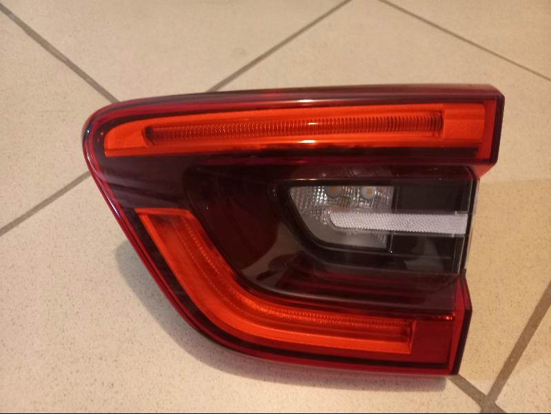 фото №1, Renault kadjar lift лампа задняя задняя правая w крышка