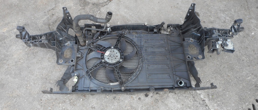 Mini cooper r56 1.4 1.6 b радіатор вентилятор ремінь передній Оригінал