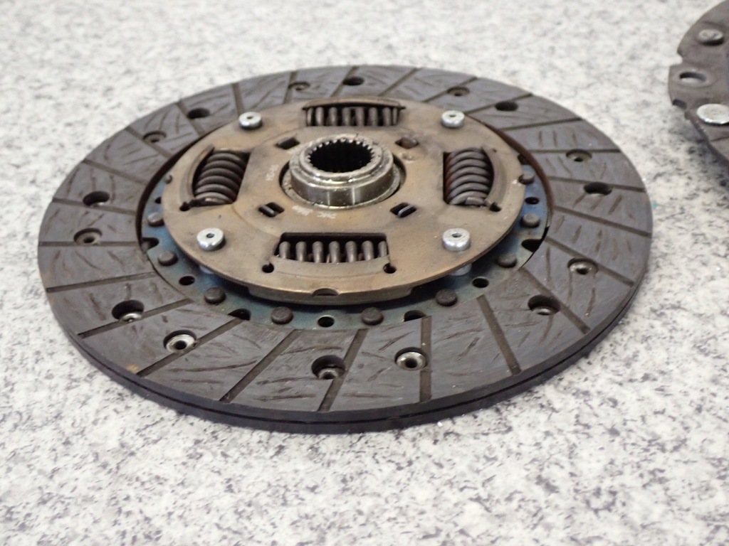 фото №4, Kia picanto 1.0 бензин 04-10 диск прижим