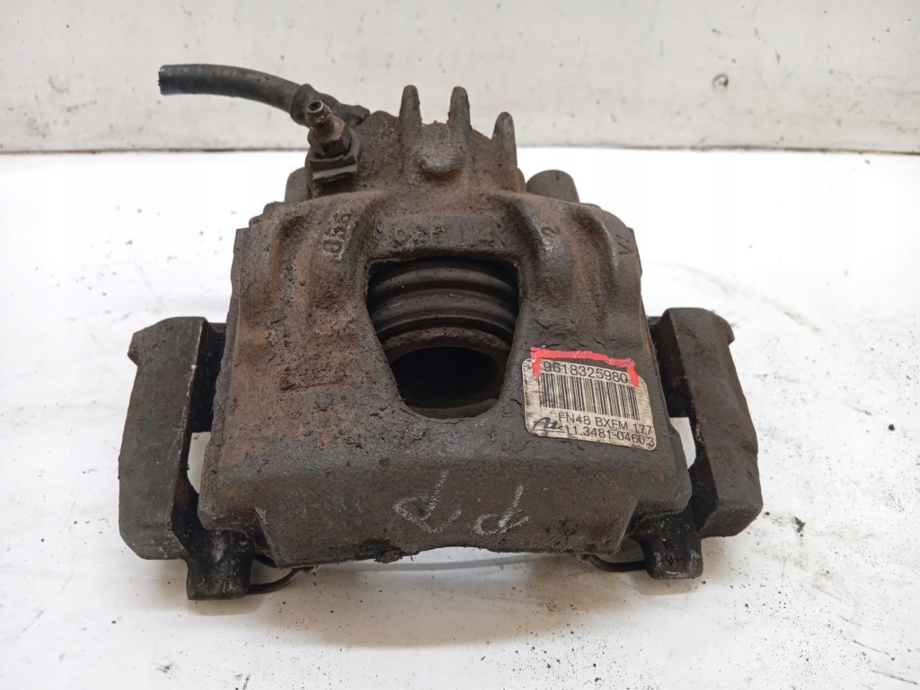 фото №1, Супорт правий перед peugeot 306 1.8 16v