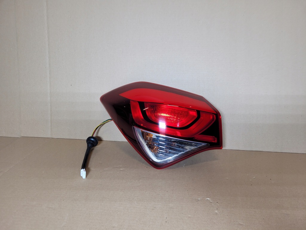 фото №1, Hyundai i20 ii 14r- лампа левая задняя задняя