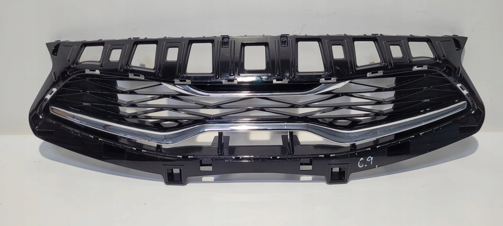 фото №1, Решётка радиатора решётка радиатора бампер kia ceed iii lift 86351-j7db1