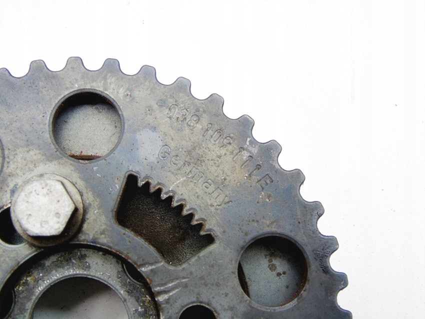 фото №14, Volkswagen оригинальный номер 038109111e колесо зубчатое