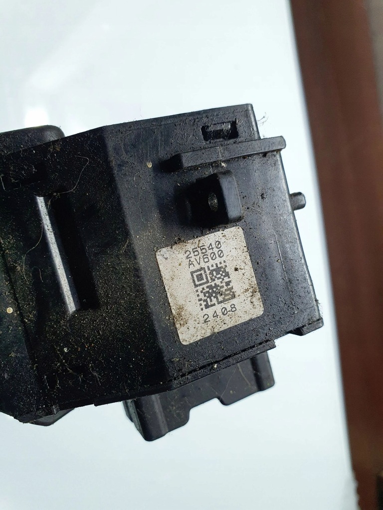 фото №8, Nissan almera n16 2004 рычаг / переключатель поворотники