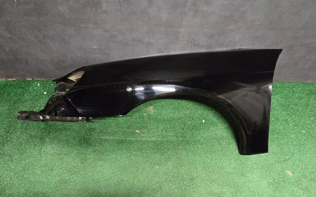 Купить Крыло  левое  перед porsche 996