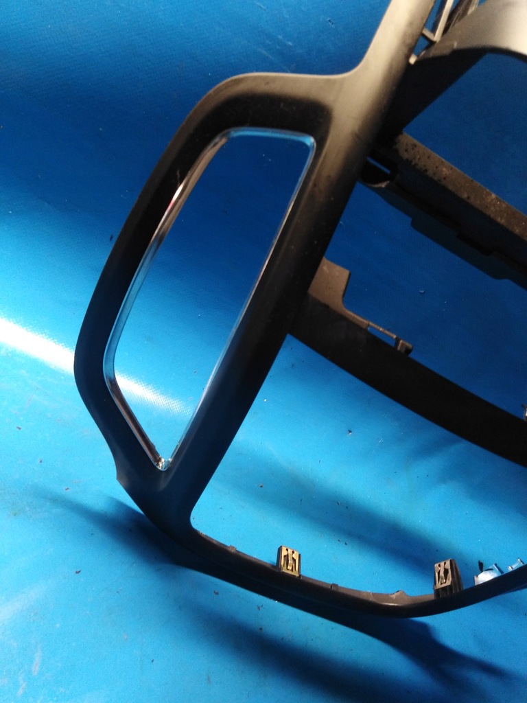 фото №2, Корпус рамка радио opel zafira iii c