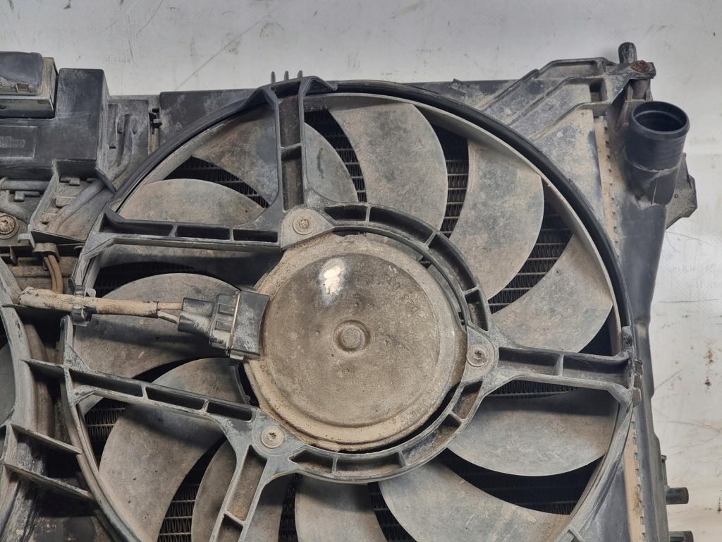 Радиатор воды 24418343 + вентилятор 24410989 opel vectra c 2.2b 108kw 03r Киев