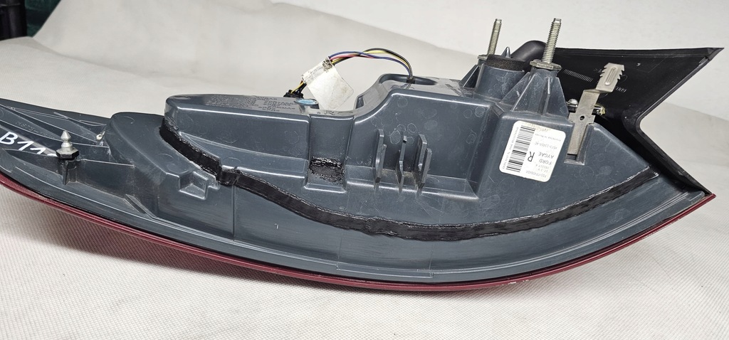 фото №8, Лампа задняя ford fusion правая hs73-13404-a оригинальный номер