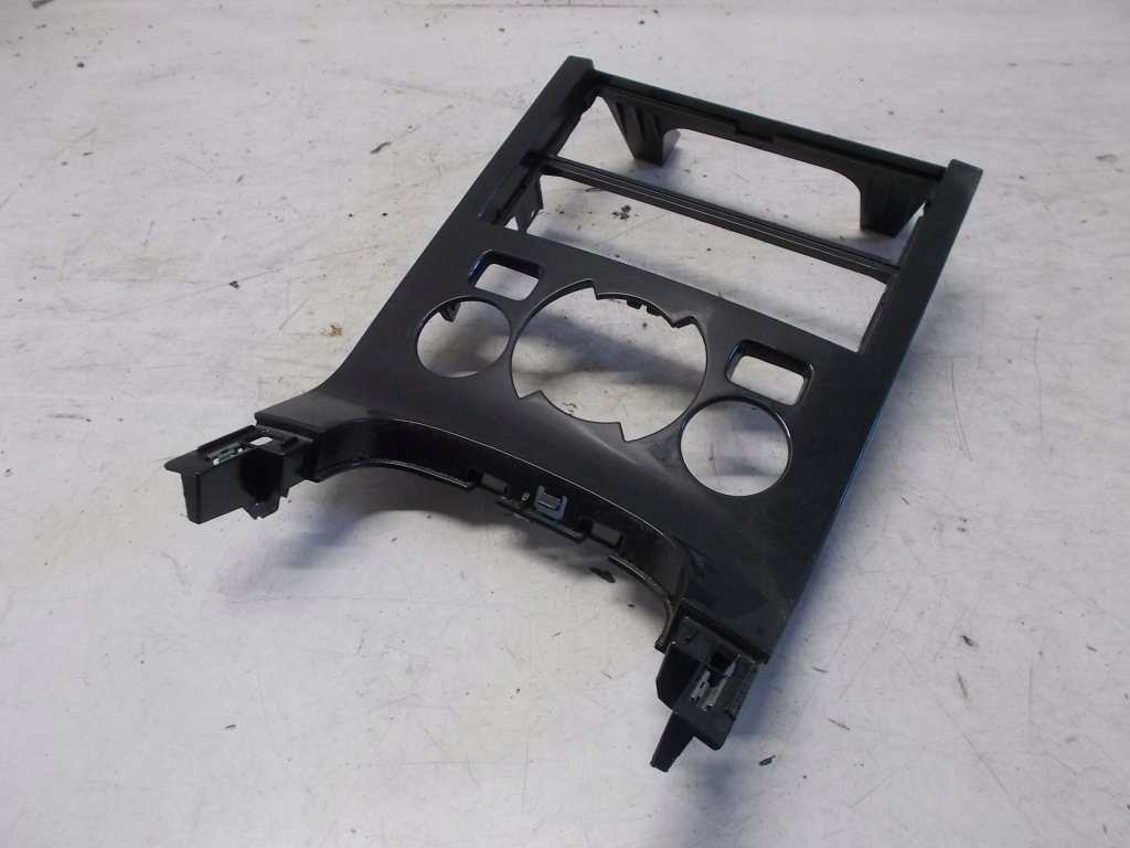 фото №3, Peugeot 3008 i решітка рамка середня