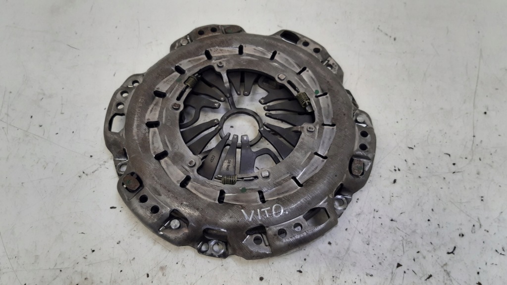 фото №1, Прижим 124051810 2,2 cdi mercedes vito w639