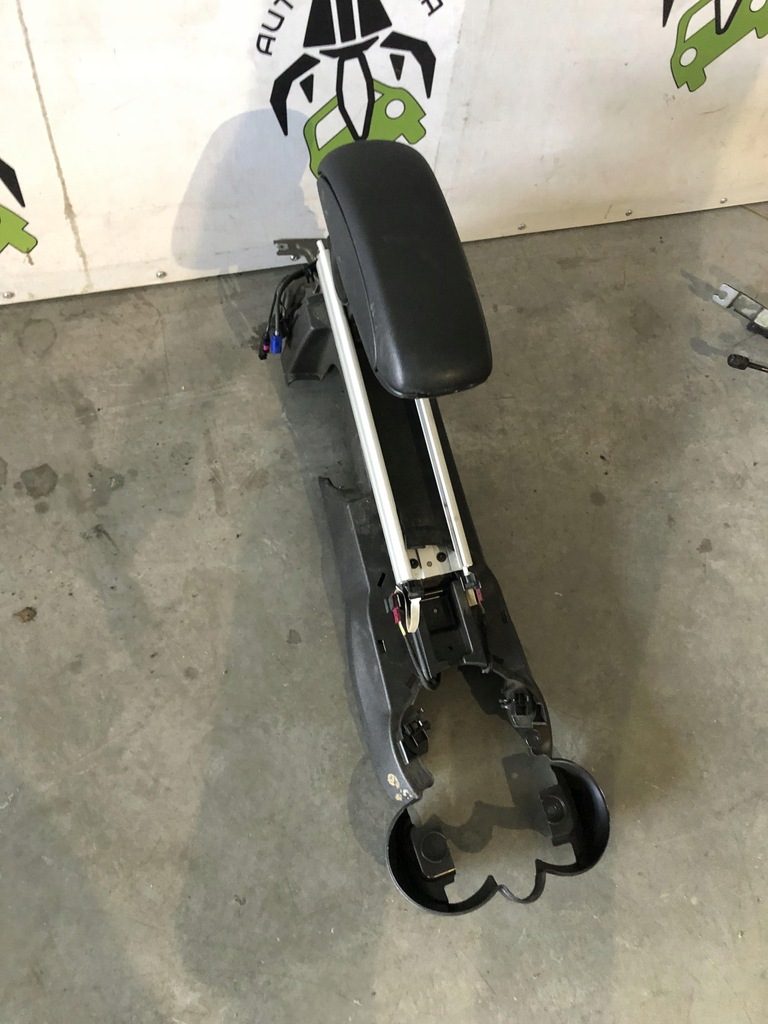 фото №3, Mini countryman r60 подлокотник