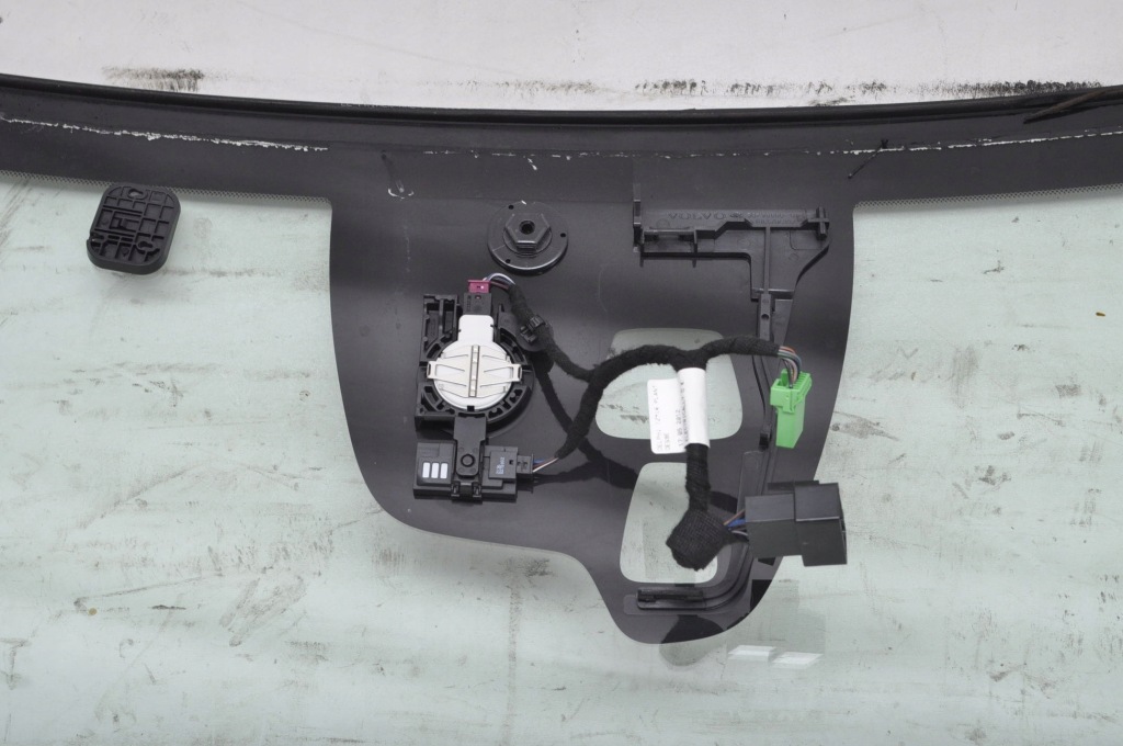 Volvo s60 v60 стекло передок  передняя лобовое 12r 31335086 Недорого