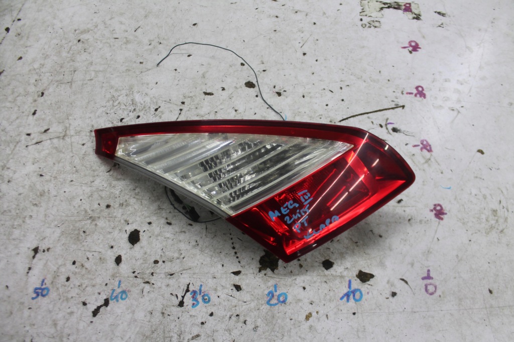 фото №1, Лампа левый задняя крышка багажника 265550009r renault megane iii 2gi lift hb 13-16