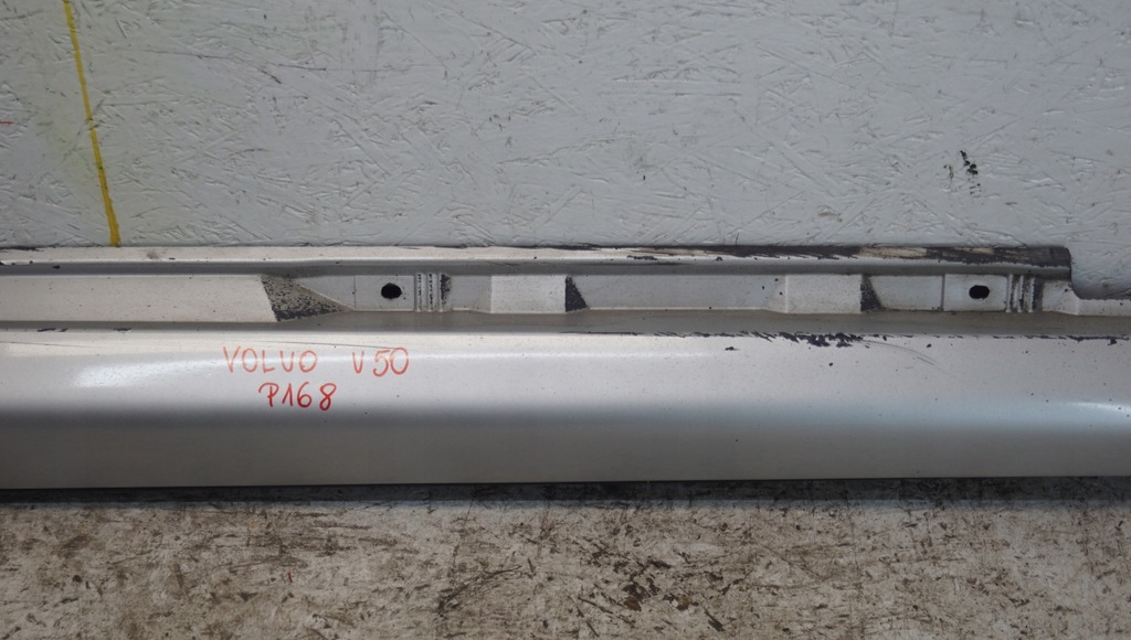 фото №8, Порог молдинг порог левая volvo v50 lift 31283504