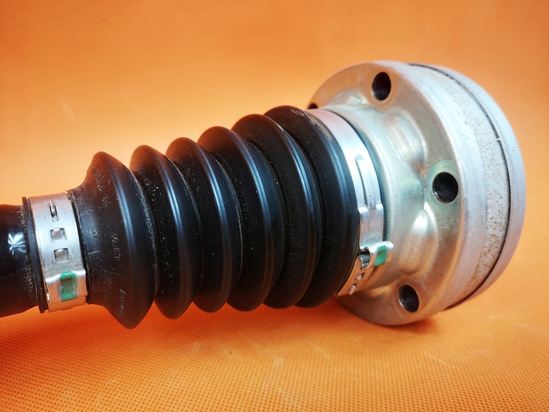 фото №10, Audi оригінальний номер 8r0501203c привідний вал задня