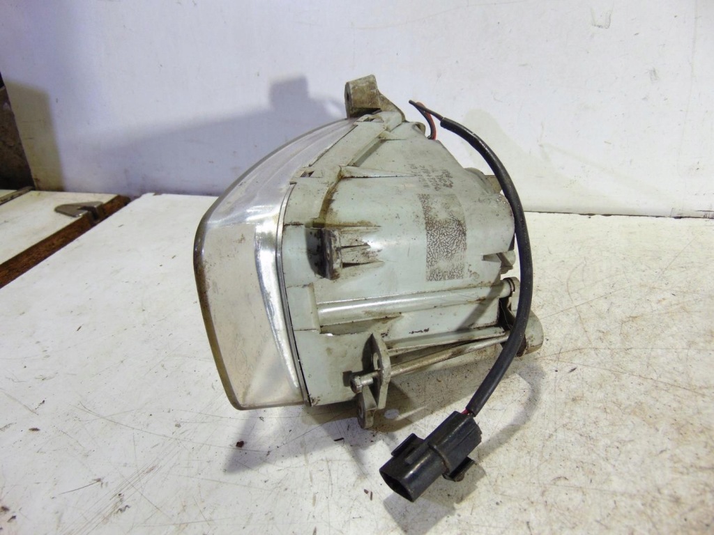 фото №2, Противотуманная фара правый 2 pin hyundai matrix