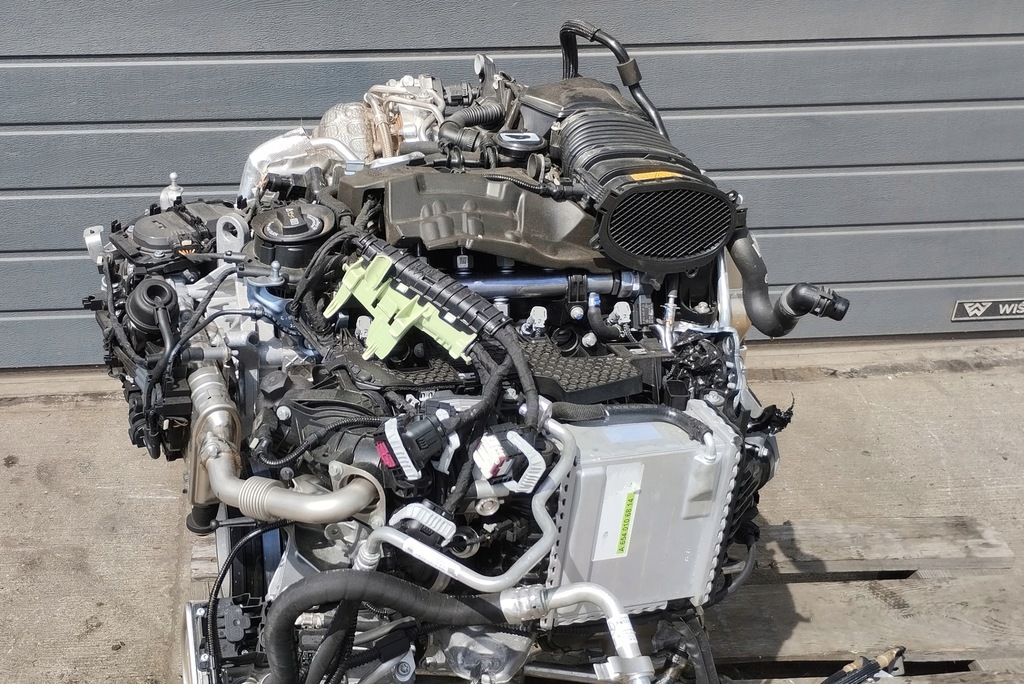 фото №6, Двигун kompletny 2.0 cdi гібрид mercedes w213 w254 w206 654820 654 820