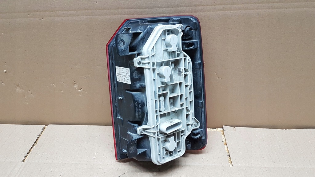 фото №8, Лампа задняя левая vw caddy 2k1 15-