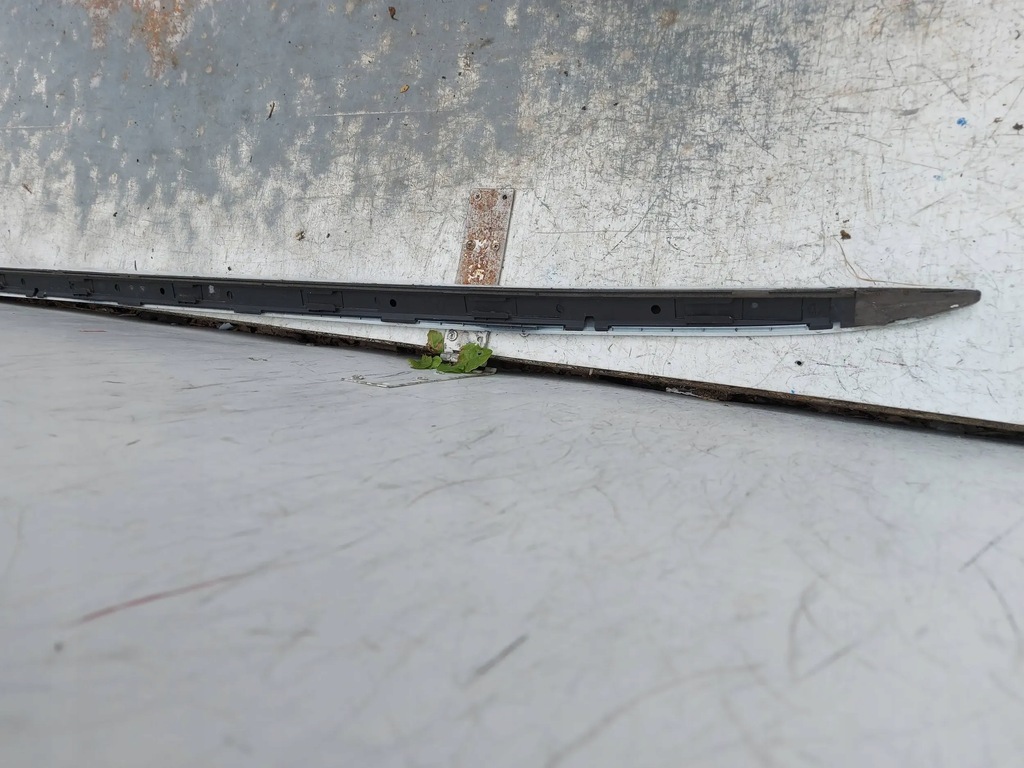 фото №5, Audi a4 s4 b8 8k s-line 07- правая молдинг порог накладка порог