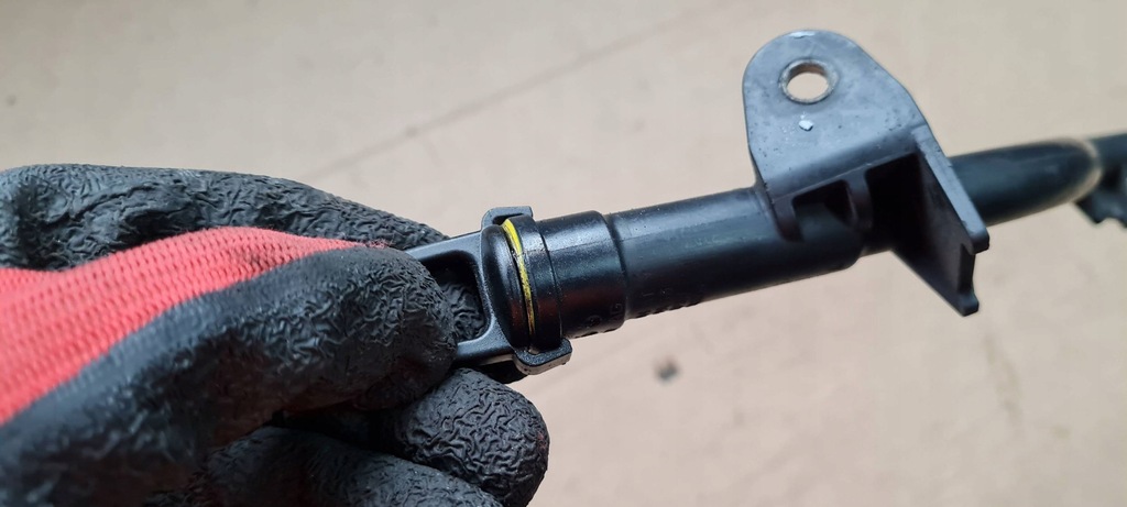 фото №6, A4 b9 8w щуп щуп масла с заглушка 2.0 tdi 04l103634 q5 a6 a5 8w