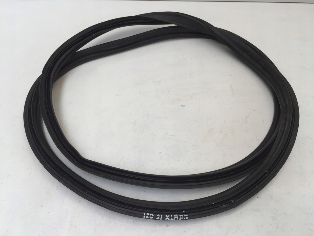 фото №1, Hyundai i20 iii 2021 прокладка кришки багажника задня