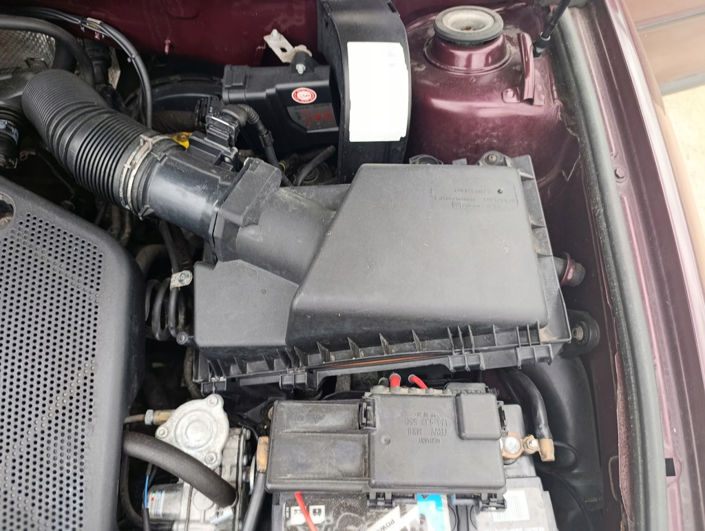 Купить Корпус фильтра воздуха audi a3