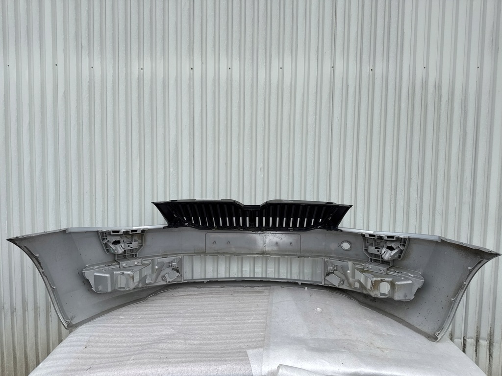 фото №10, Skoda octavia 3 бампер передній 5e0807221