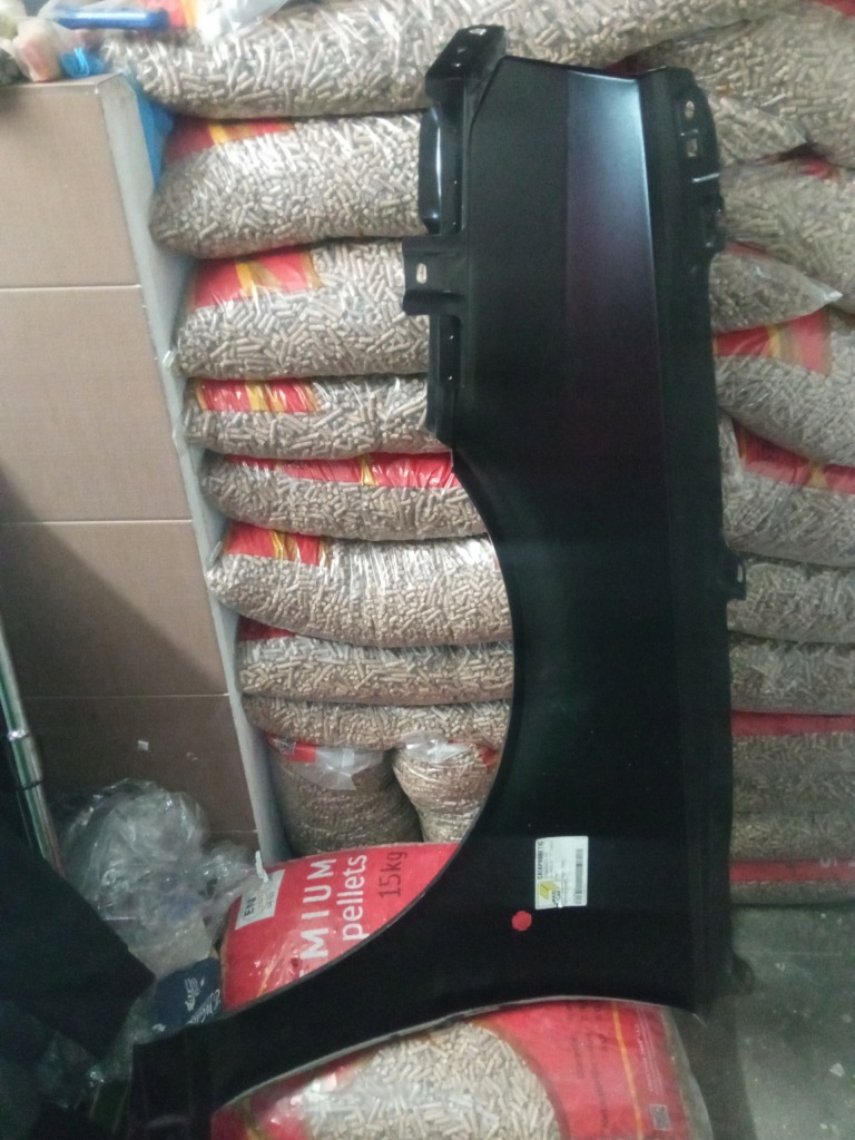 Fiat tipo 1 крыло  правый  передний 09300111 Киев