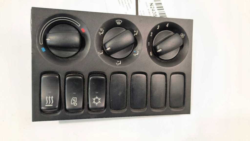 фото №1, Панель кондиционера 1797411 scania r490