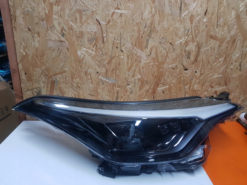 фото №1, Лампа правая правый r перед передняя toyota c-hr lift chr fl i 1 линза led