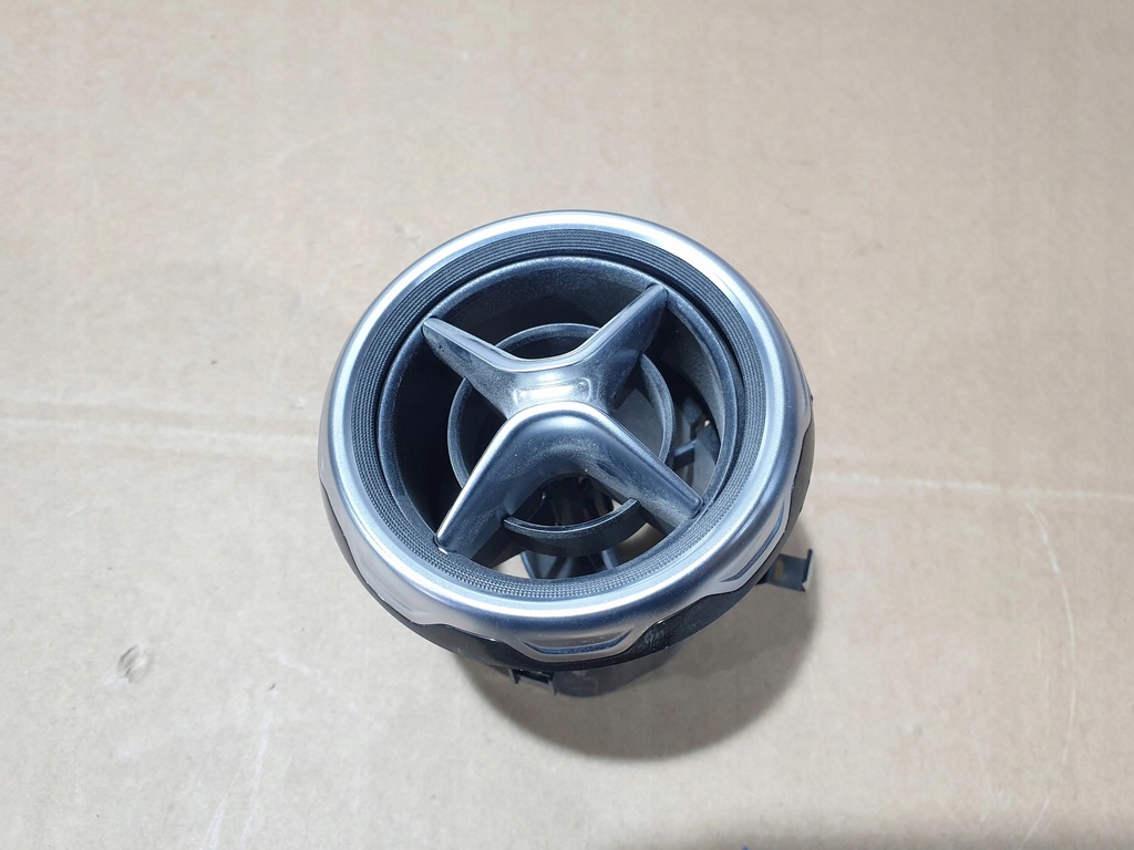 фото №13, Решітка обдув середня mercedes-benz оригінальний номер a1568300000