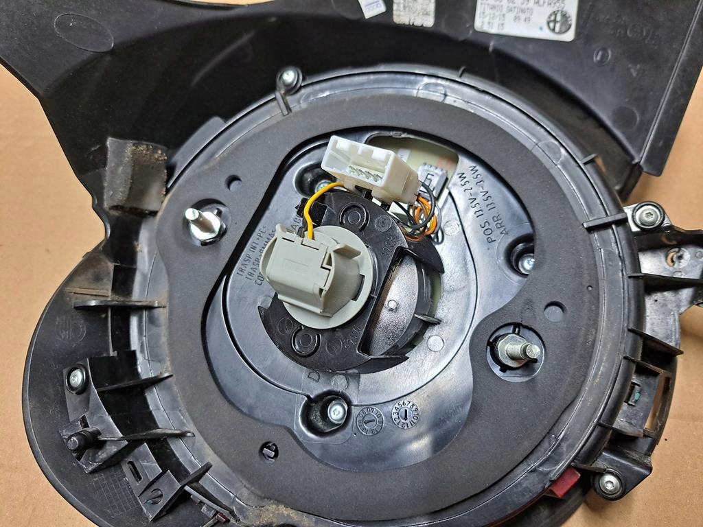 фото №9, Лампа задняя правая alfa romeo mito 156087329