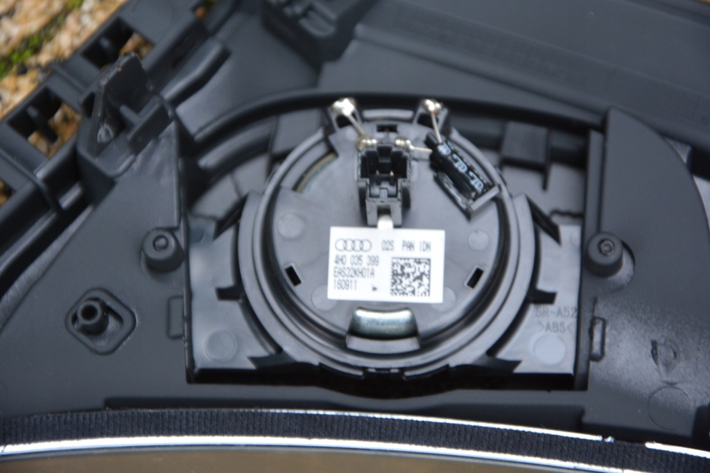 фото №13, Жабо приборная панель динамики audi a6 c7 4g0857051