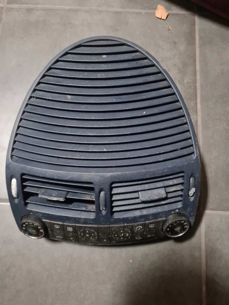 фото №1, Панель обдув mercedes e w211 2118300385